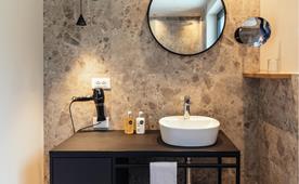 Badezimmer mit Föhn - Einzelzimmer Vista